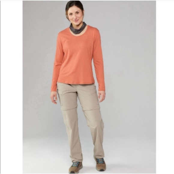 REI Pants Women’s 4 Tan Sahara Classic Convertible Hiking Athletic Active Trail - Picture 1 of 10